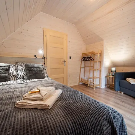 Holiday home U Sosny - Nowoczesne Na Wylacznosc, Spokojna Okolica Blisko Lasu I Szlaku, 1,2 Km Od Centrum Brennej