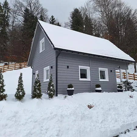 Nyaraló U Sosny - Nowoczesne Na Wylacznosc, Spokojna Okolica Blisko Lasu I Szlaku, 1,2 Km Od Centrum Brennej