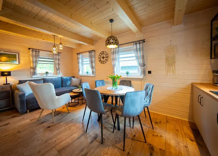 Dom wakacyjny U Sosny - Nowoczesne Na Wyłączność, Spokojna Okolica Blisko Lasu I Szlaku, 1,2 Km Od Centrum Brennej *