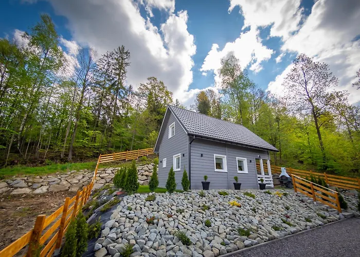 U Sosny - Nowoczesne Na Wyłączność, Spokojna Okolica Blisko Lasu I Szlaku, 1,2 Km Od Centrum Brennej *