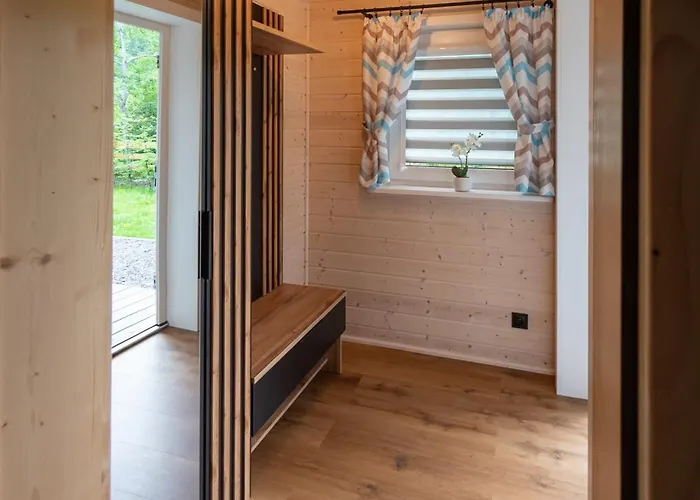 U Sosny - Nowoczesne Na Wyłączność, Spokojna Okolica Blisko Lasu I Szlaku, 1,2 Km Od Centrum Brennej