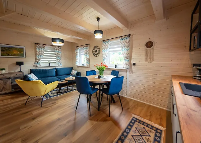 U Sosny - Nowoczesne Na Wyłączność, Spokojna Okolica Blisko Lasu I Szlaku, 1,2 Km Od Centrum Brennej